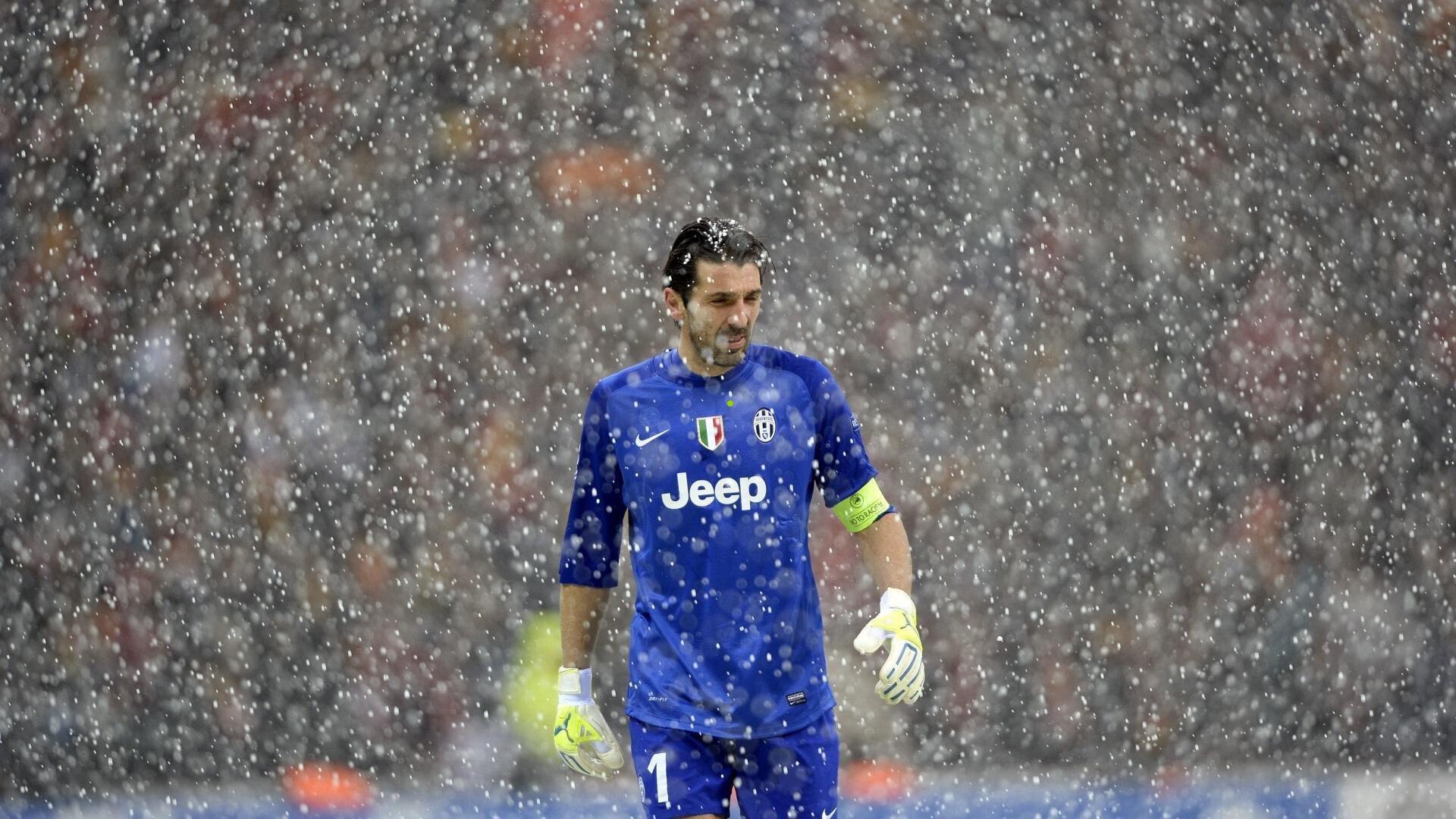 【 华体会官方】严益唯深度解析，中超冠军之争，武磊成决定性力量，蓉城非关键判官