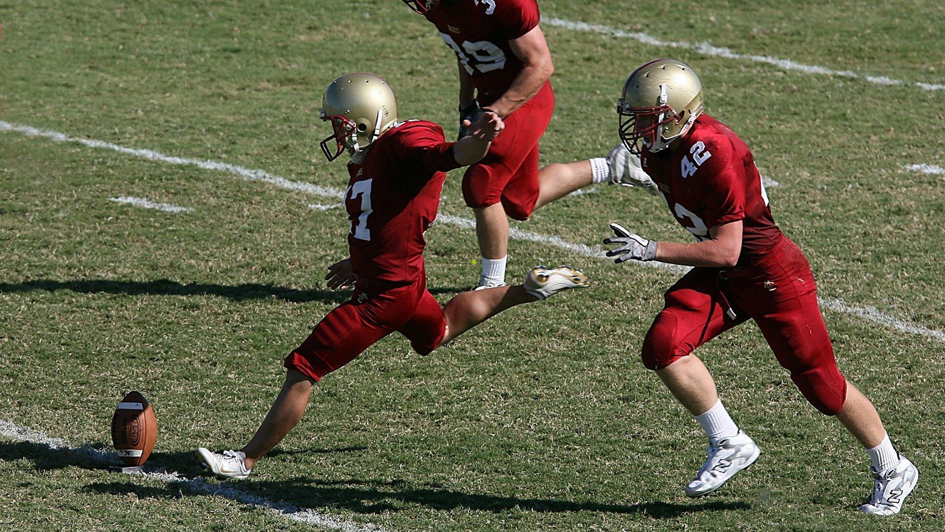 阿根廷足协元老苏托逝世,享年73岁,梅西深情悼念恩师
