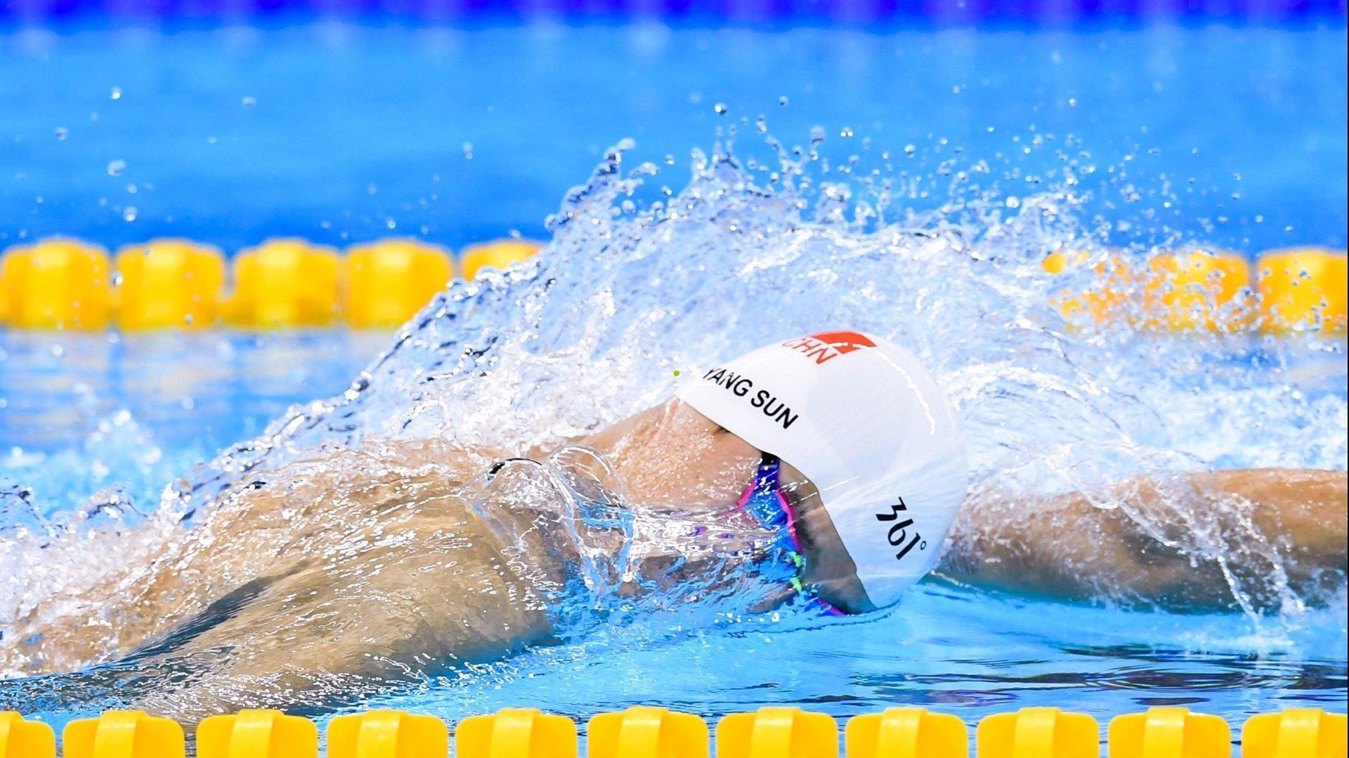 hth：蒯曼三线作战彰显坚韧，国乒男队主力亟待更新，年轻选手成长之路任重道远